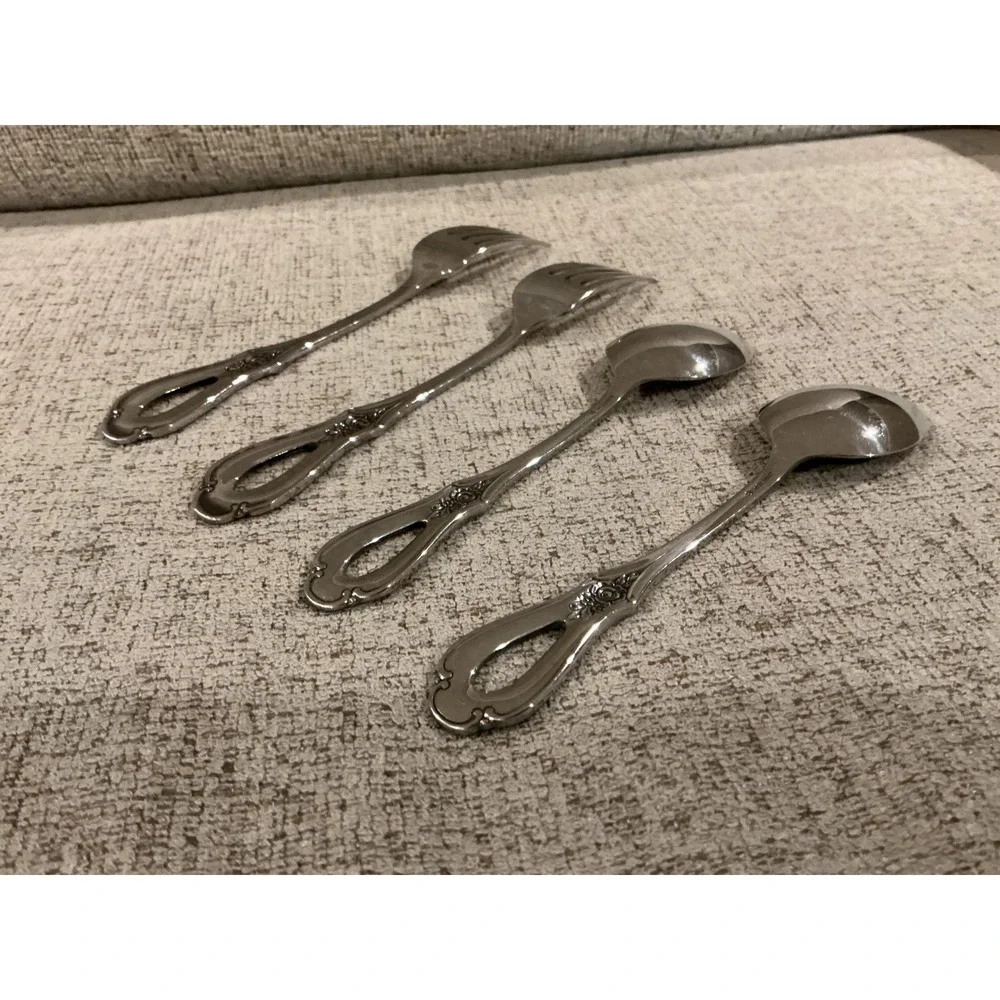 Oneida Isabella Stainless Flatware 4pc Set 2 Forks 2 Spoons Pierced Rose Design